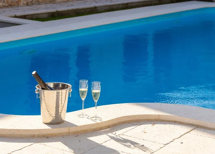 Mamita - Heated Pool Tatil Evi