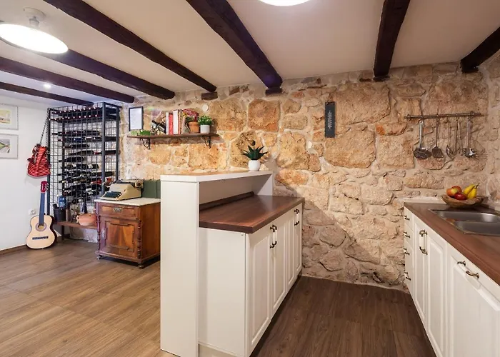 Mamita - Heated Pool Tatil Evi Šestanovac