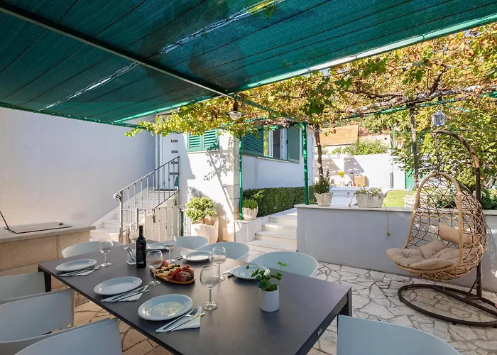 Mamita - Heated Pool