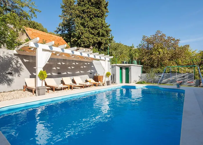 Mamita - Heated Pool Tatil Evi Šestanovac